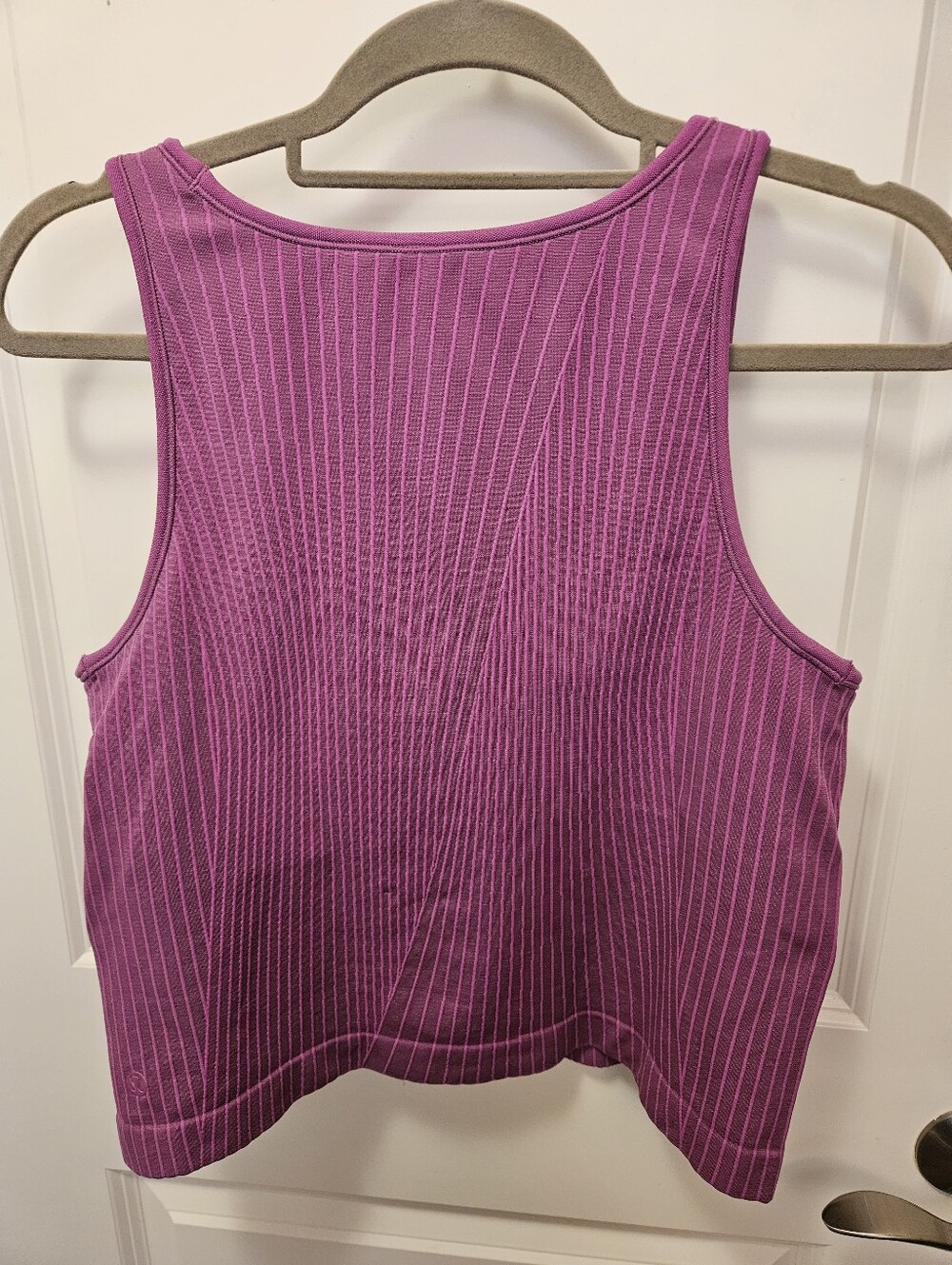 Lululemon Ribbed Cropped Tank - Picture 3 of 6